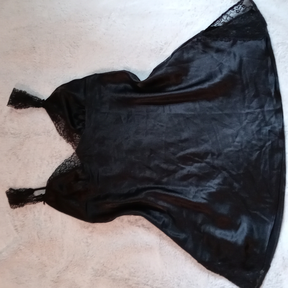 Victoria's Secret black slip